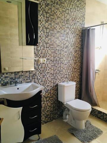 Фото номера Дом с 2 спальнями Дома для отпуска Mariam’s House г. Тбилиси 30