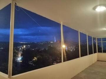 Фото номера Семейный номер с балконом Гостевой дом guesthouse new different г. Тбилиси 41