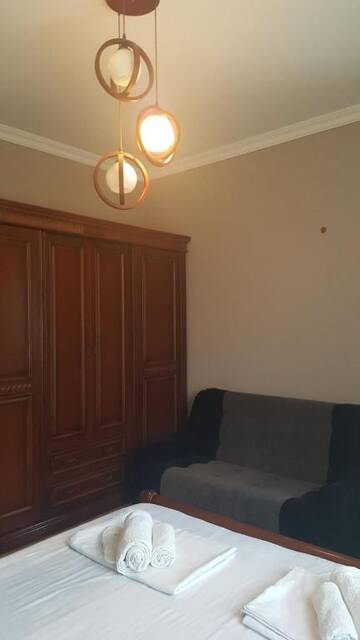 Фото номера Семейный номер с балконом Гостевой дом guesthouse new different г. Тбилиси 26