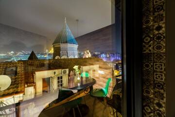 Фото номера Апартаменты в пентхаусе с балконом, панорамный вид Апарт-отели Boutique Apart Hotel Upe г. Тбилиси 8