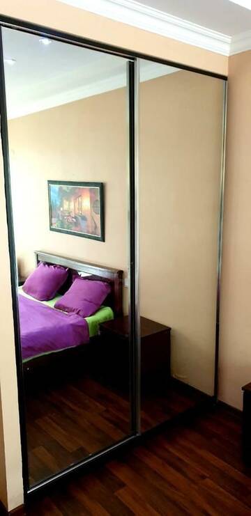 Фото номера Номер с кроватью размера &quot;queen-size&quot; и видом на сад Хостелы Pinoy Travel Hostel &amp; Tours Georgia г. Тбилиси 3