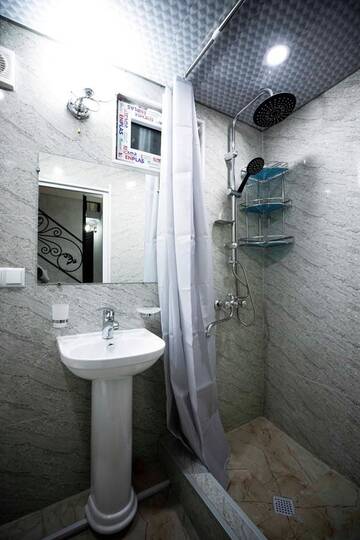 Фото номера Дом с 1 спальней Дома для отпуска Дом В Старом Тбилиси. House In Old Tbilisi . г. Тбилиси 9
